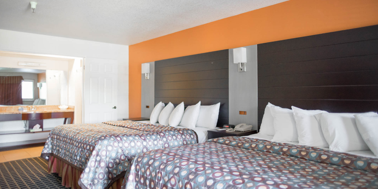 COMFORTABLE ACCOMMODATIONS WITHIN WALKING DISTANCE TO THE BEACH